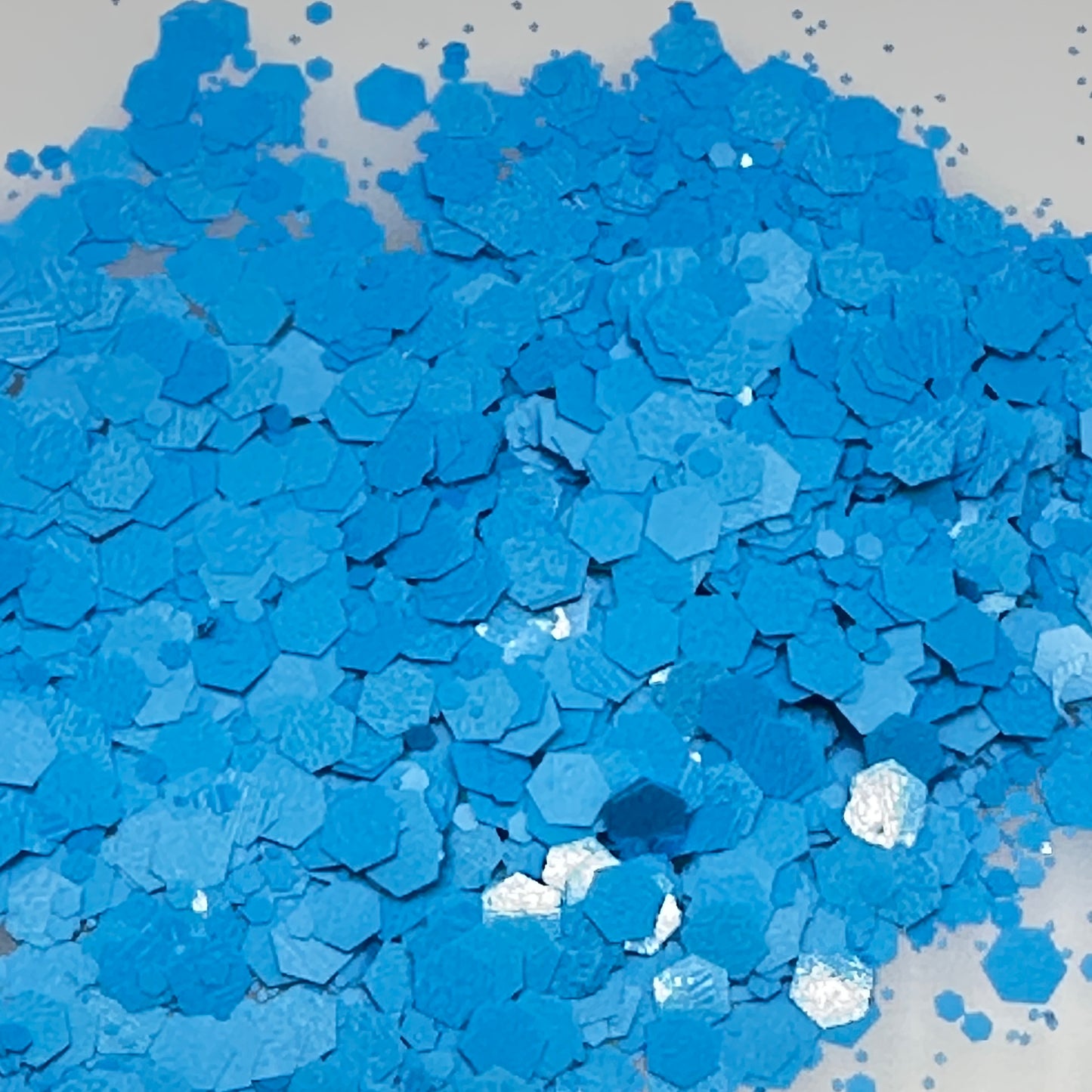 Bluebelle - Macaron - Wattsupcustoms